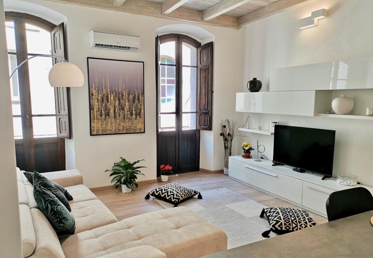 Nel Cuore Del Centro Storico Con Comfort E Stile Apartamento Iglesias Exterior foto